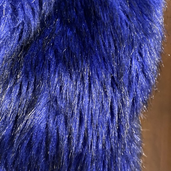 XXI Purple faux fur vest with pockets size S/P - Picture 3 of 5